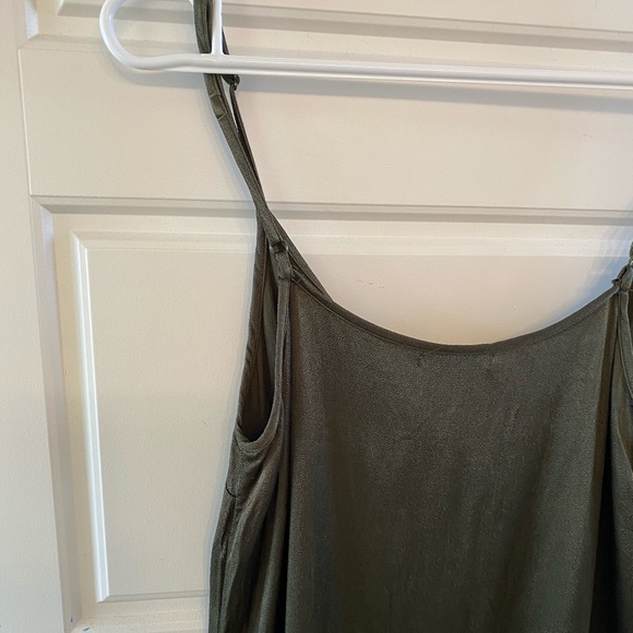 Black Swan Button Closure Sleeveless Blouse, S - Picture 7 of 10